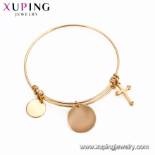51866 Xuping 18k color plateado últimos diseños de brazalete en oro sin piedra al por mayor de China